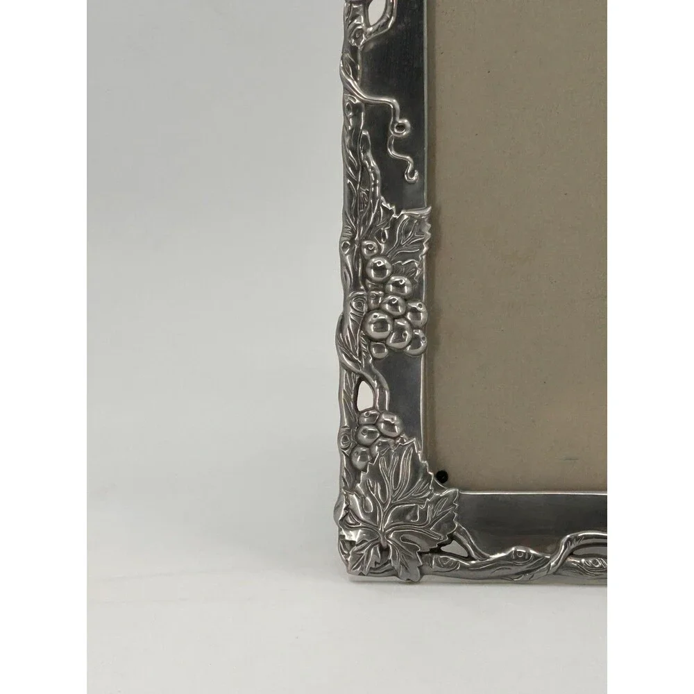 Vintage ARTHUR COURT Picture Frame Grape Vine Botanical 8x10 inch Fast Shipping